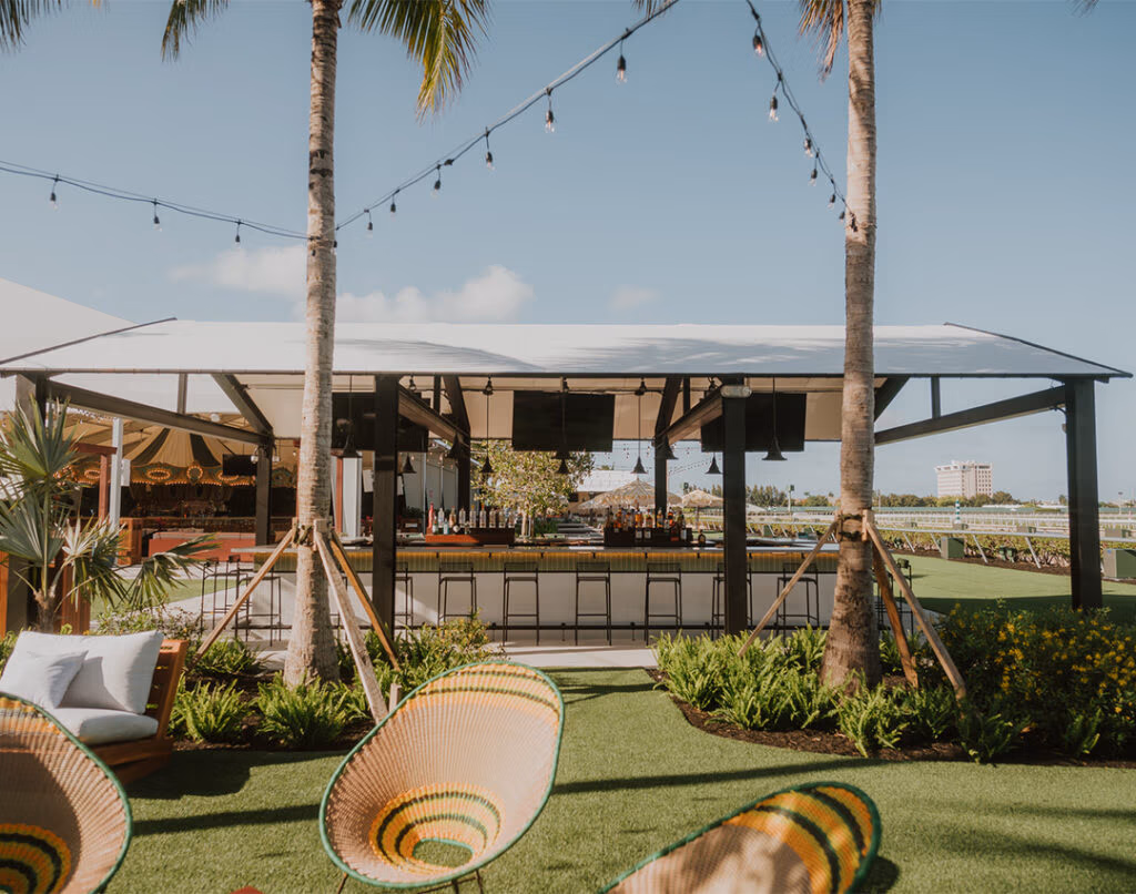trackside-bar - Carousel Club Gulfstream Park